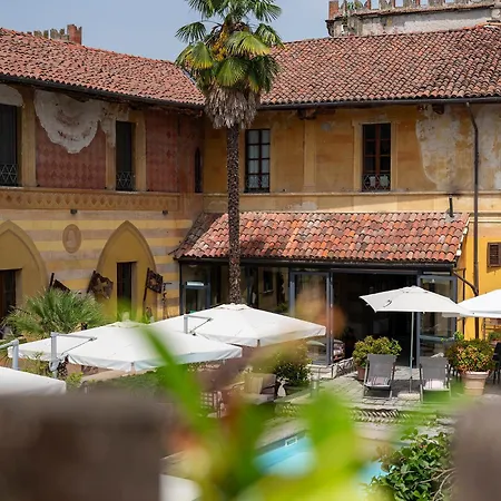 Al Castello Hotel