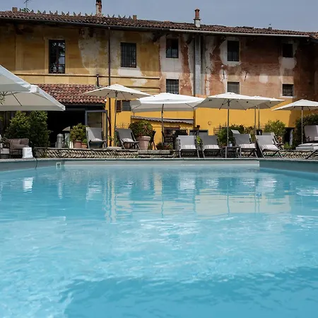 Al Castello Hotell 4*