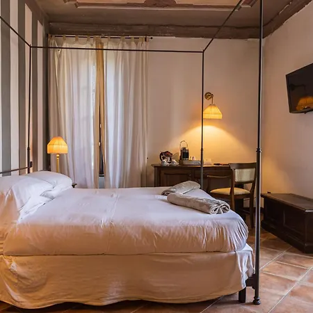 Al Castello Hotell Sillavengo