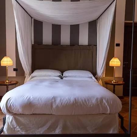 Отель Al Castello 4*