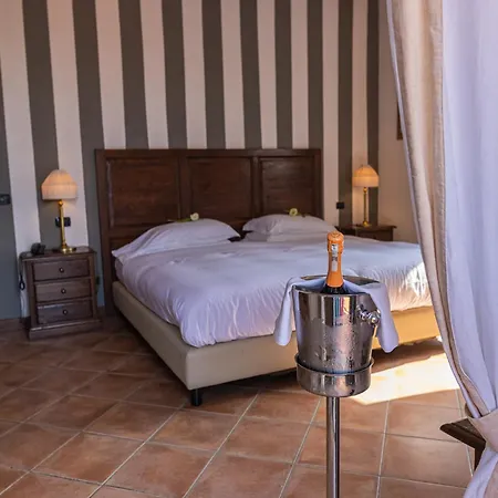 Al Castello Hotell 4*